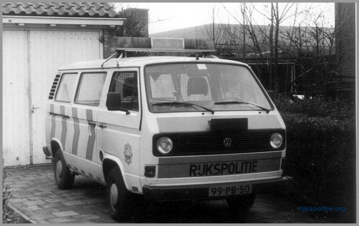 GSA VWbus wit 1979 99-PB-50 de toen nieuwe GSA(7V)