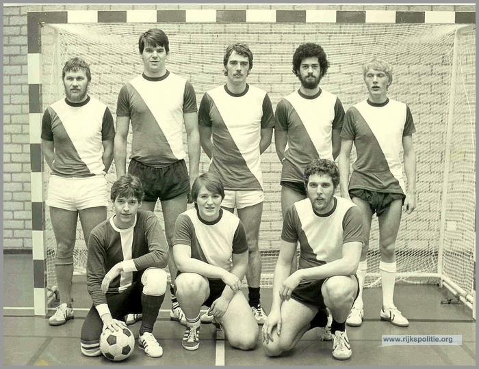 RPG Enkhuizen 1980 1989 CD 81 groep Enkhuizen zaalvoetbalteam 1981(7V)