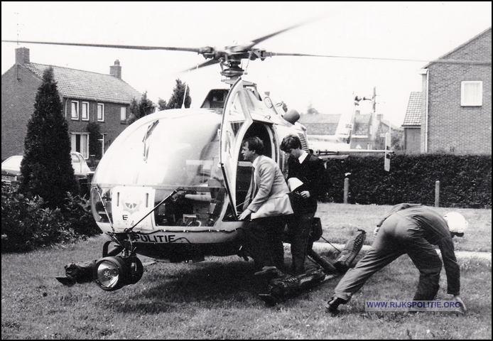 RPG Woensdrecht PB08 1984 05 Tulder Heli DLV bw(7V)