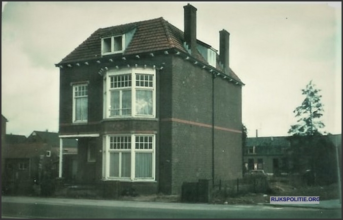 GRP Gennep 1975 Groepsbureau bw(7V)