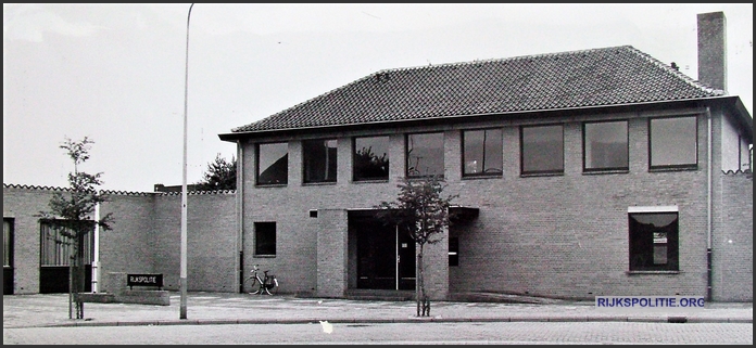 RPG Gennep 1976 Groepsbureau a bw(7V)