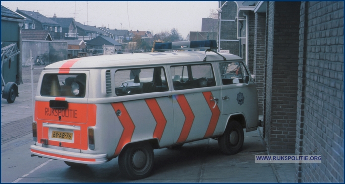 GRP Lekkerkerk Nederlek P Mosterd  1983 2 19 bw(7V)