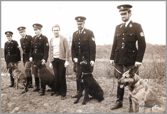 RPGRP IJsselstein hondendemonstratie 1977 rk (7V)