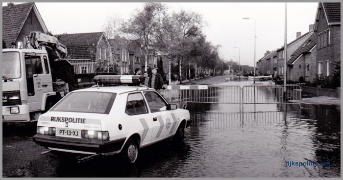 RPGR Rijssen jg12 Nijverdalsweg wateroverlast 09-11-1986(7V)