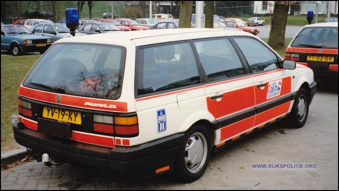 AVD VW Passat RN37 YV 19 KY KH 0009 bw(7V)